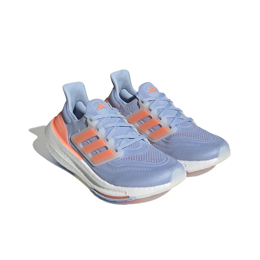 أحذية رياضية نسائية من أديداس  - مراجعة Adidas Shoes Ultraboost Light وسعره