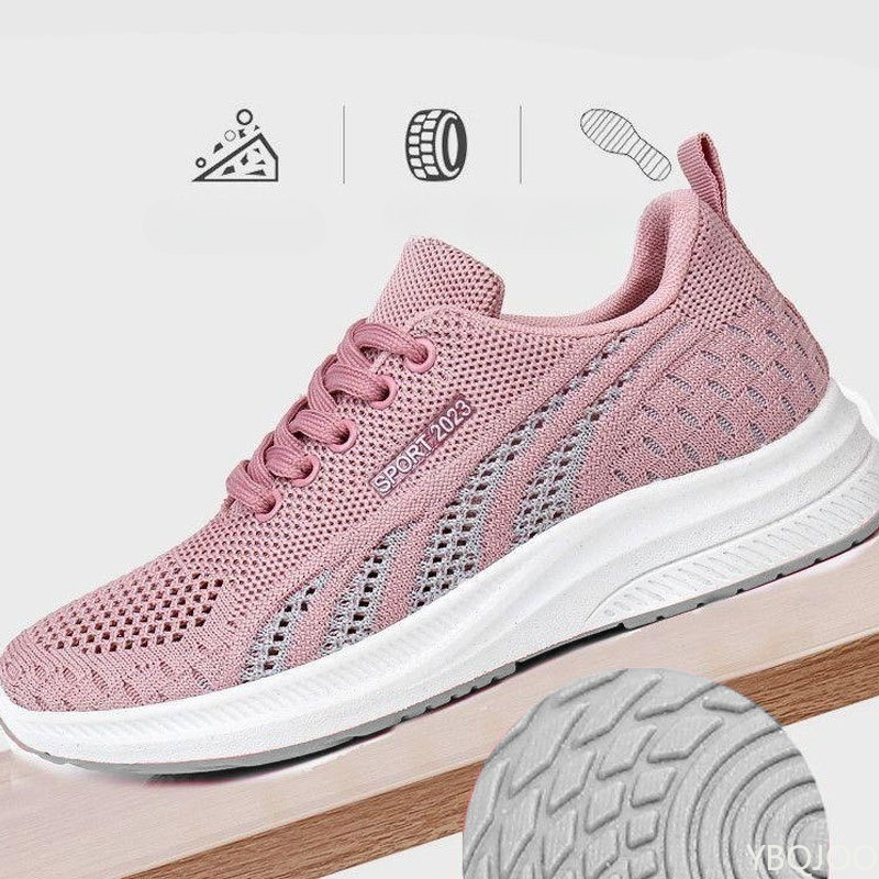 أحذية نسائية رياضية كبيرة الحج - مراجعة Running Gear Shoes وسعره