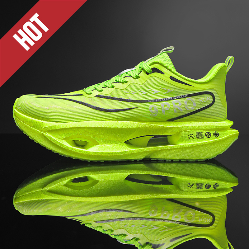 أحذية الجري المزودة بلوح كربون - مراجعة Running Shoe Carbon وسعره