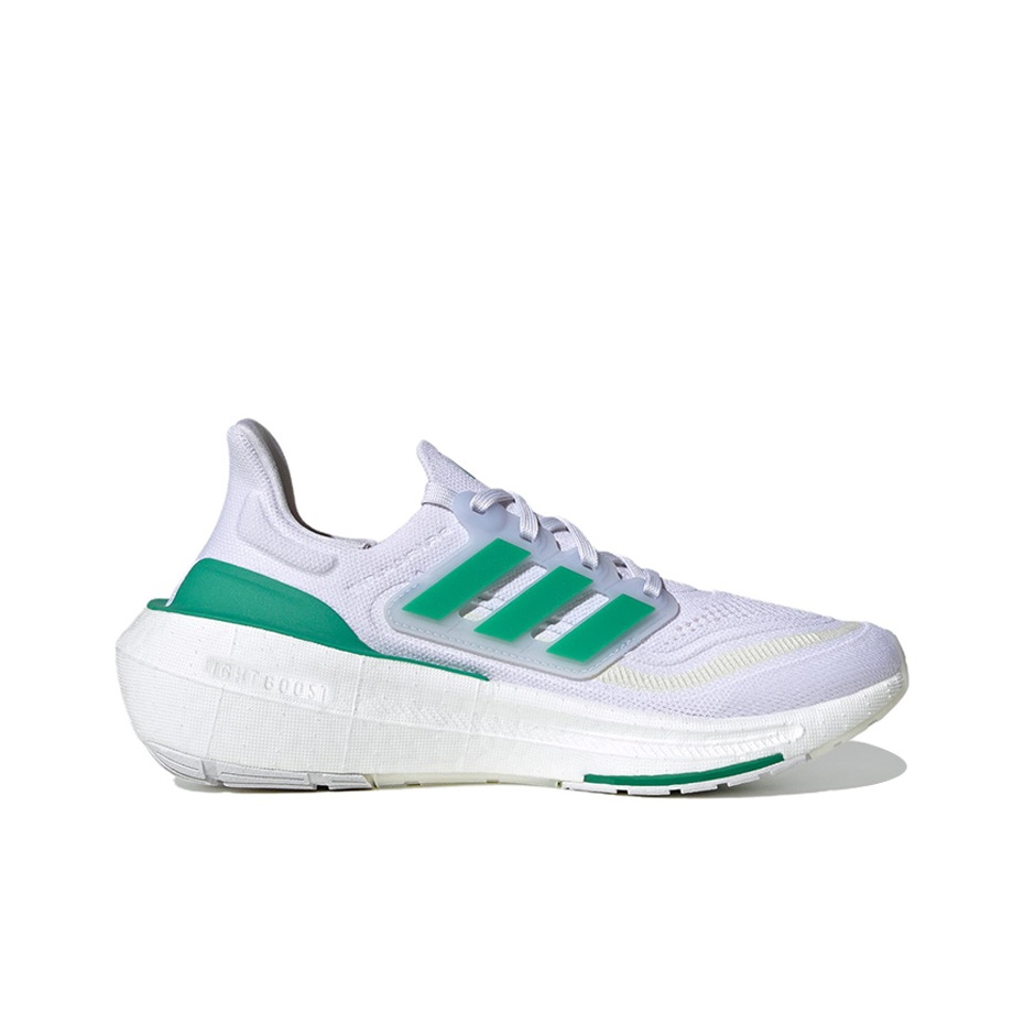 أحذية رياضية نسائية من أديداس  - مراجعة Adidas Shoes Ultraboost Light وسعره
