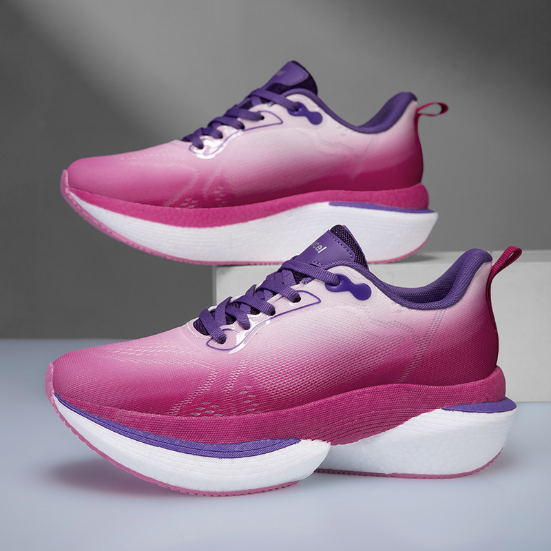 أحذية جري رجالية بألواح كربوني - مراجعة Running Shoe Carbon وسعره