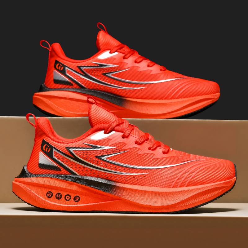 أحذية رياضية نسائية للجري، بأس - مراجعة Running Gear Shoes وسعره