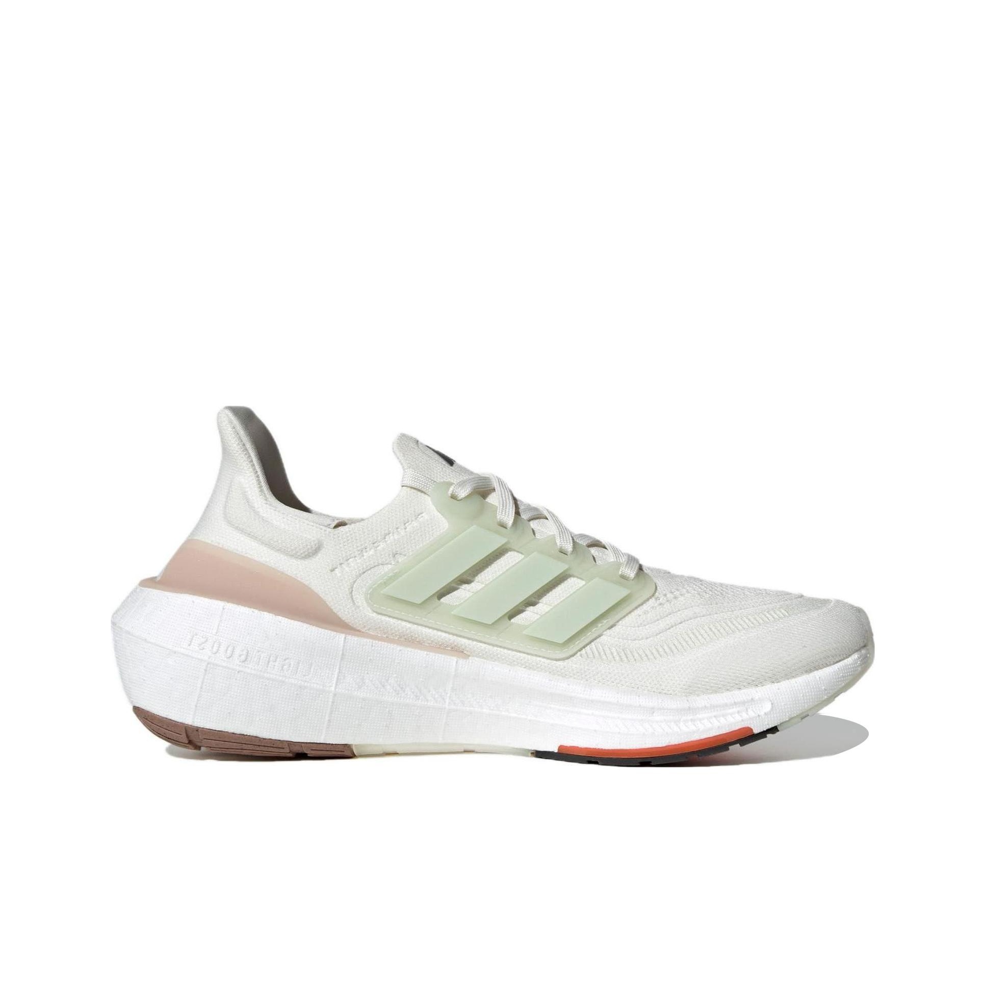 أحذية جري أديداس ألترابوست لاي - مراجعة Adidas Shoes Ultraboost Light وسعره